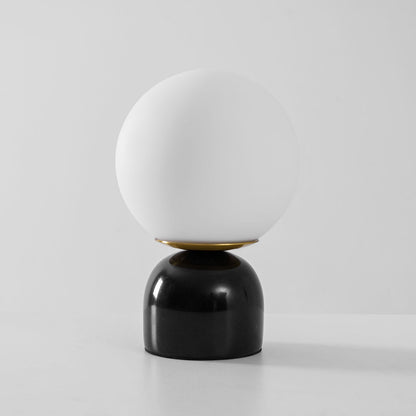 Lámpara de mesa minimalista de mármol Ulvane
