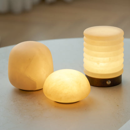Lámpara de mesa minimalista de alabastro Alvane