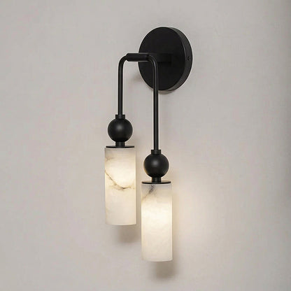Lámpara de pared con columna de alabastro