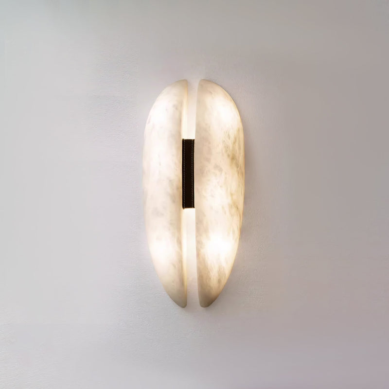 Aplique de pared escultórico de alabastro