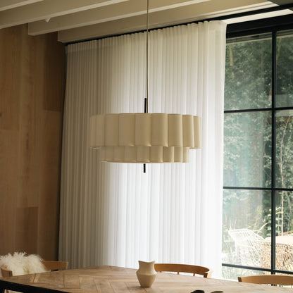 Lámpara colgante grande con borde ondulado