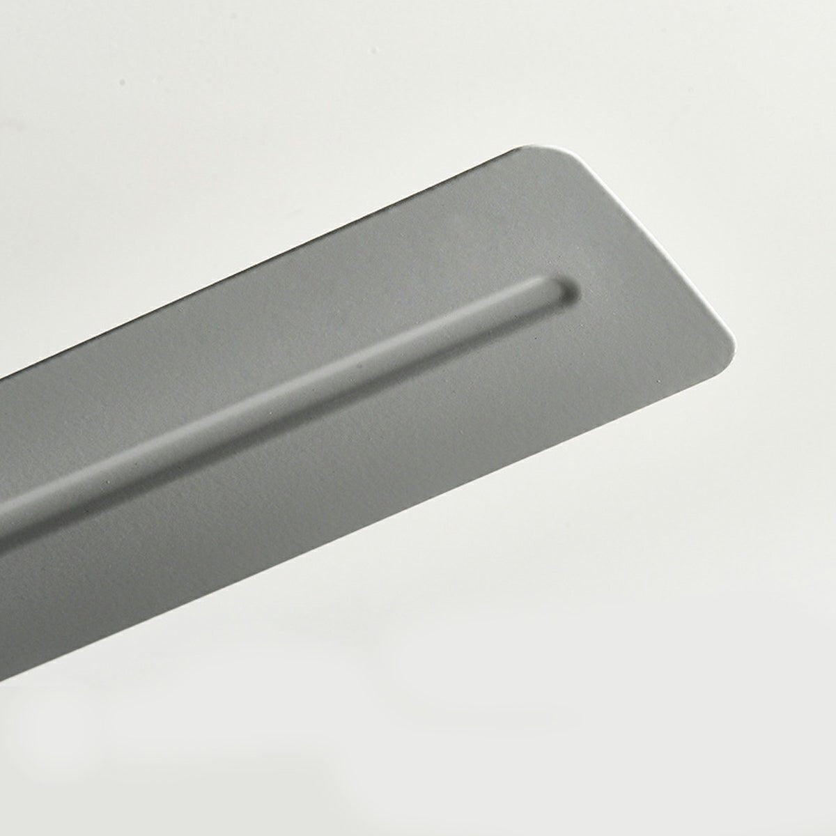 Ventilador de techo moderno con luz LED y 5 aspas