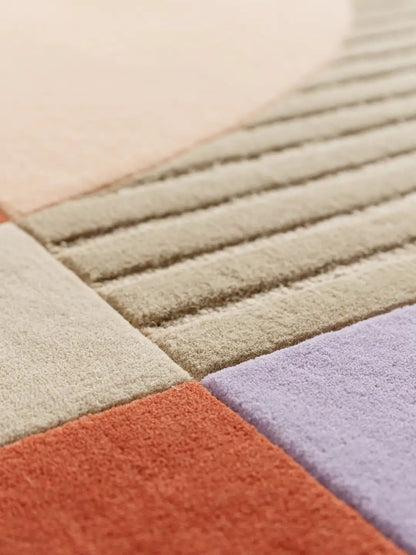 Alfombra moderna de lana con diseño multicolor