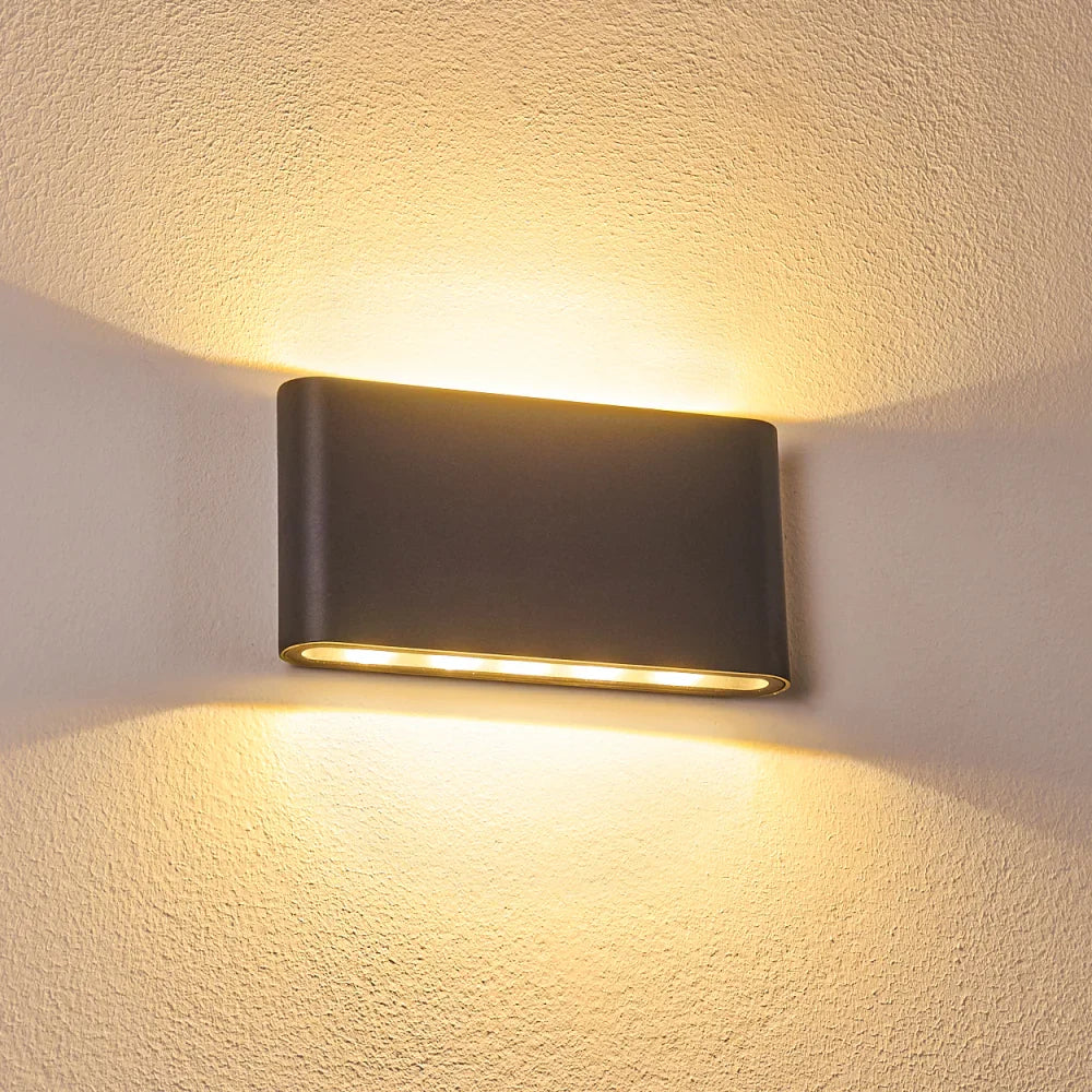 Luz exterior moderna impermeable de arriba hacia abajo