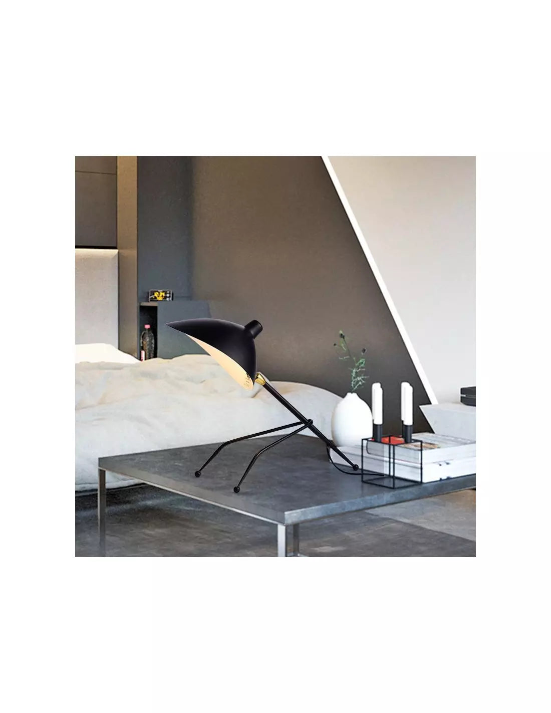 Lámpara de mesa moderna con trípode de metal