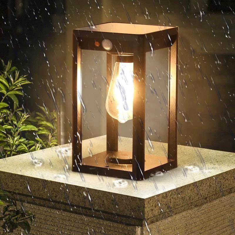 Luz de columna solar LED para exteriores con sensor de movimiento