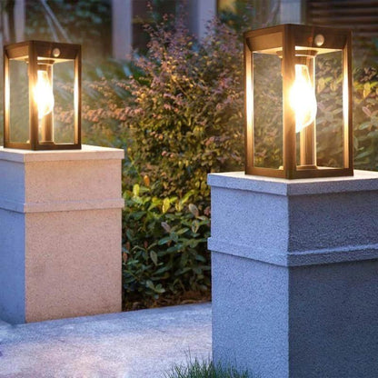 Luz de columna solar LED para exteriores con sensor de movimiento