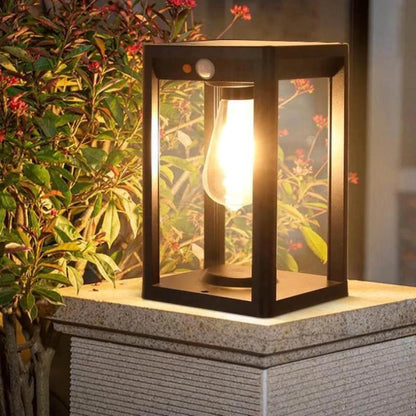 Luz de columna solar LED para exteriores con sensor de movimiento