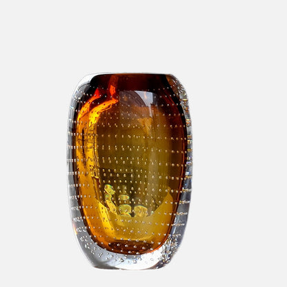 Jarrón de Vidrio Elegante – Arte y Artesanía Atemporales